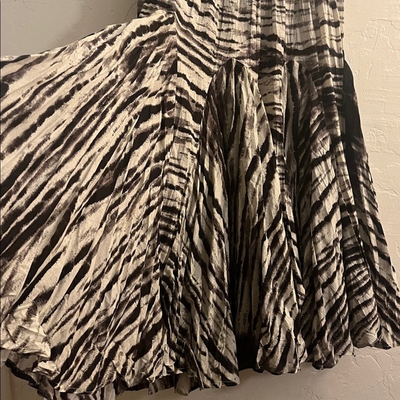 Grace Elements Zebra Print Midi Skirt - Picture 5 of 5